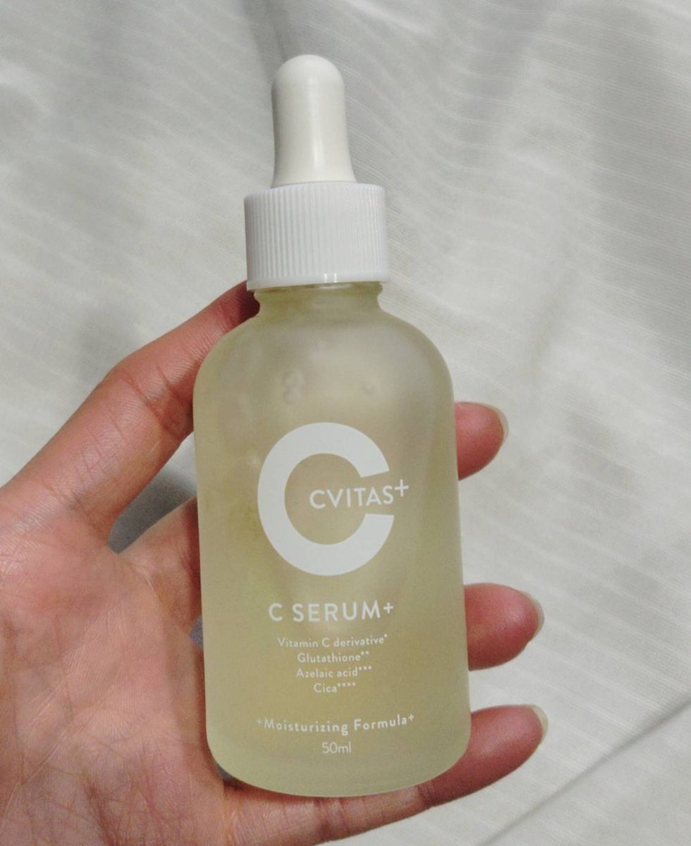 n0_1211's tweet photo. ＼新登場／CVITAS Cセラム＋🍋

綺麗な黄色をした、少しとろんとしたテクスチャー。肌なじみが良く、すーっと馴染んでくれる感覚、肌が気持ち良い感じ。肌つやつやでべたつきなし。化粧水とクリームもそうなんだけど、このシリーズはコスパが本当に良いと思う♪

#pr #CVITAS https://t.co/xbp1IiRbVh