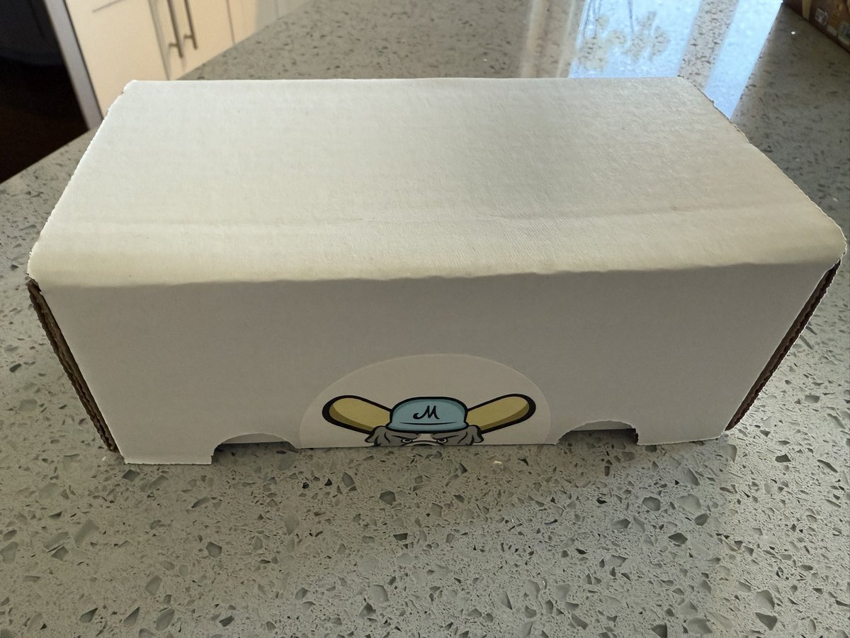 Offering something new for my upcoming #PackStacks sale! I will have a limited number of “Retro Boxes” available, mystery boxes with 10 random packs in each! 

Sale starts nexts Thursday with a presale with leftovers from previous sales next Wednesday!