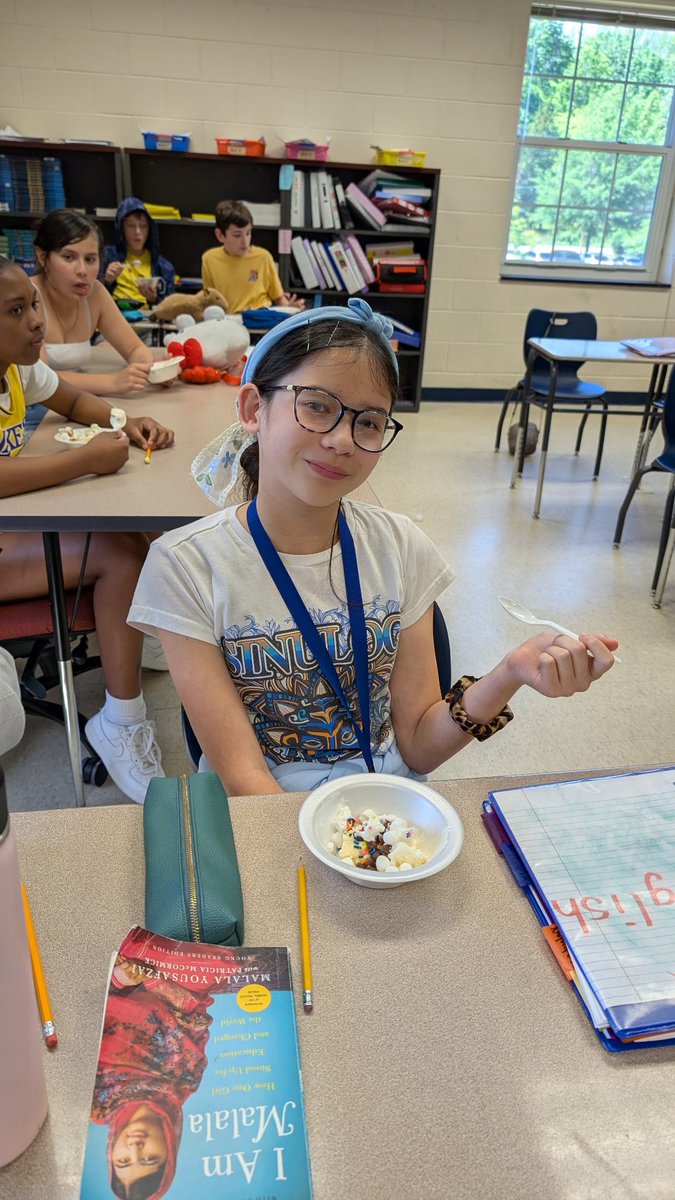 Yesterday, we held the first place Lexia class winner party. Mrs. Arringtons 5th block, ice cream bar served by Spirit Committee members. #UnityUnleashed #packpride #weareheim #ElevateStafford