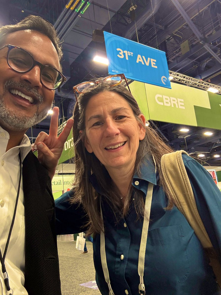 emranally's tweet image. Super productive 2025 @ICSC Las Vegas AND, upped my selfie game. #cre #dealmaking @WEareEDENS @DWS_Group @kimcorealty @ThirdPlaceCap