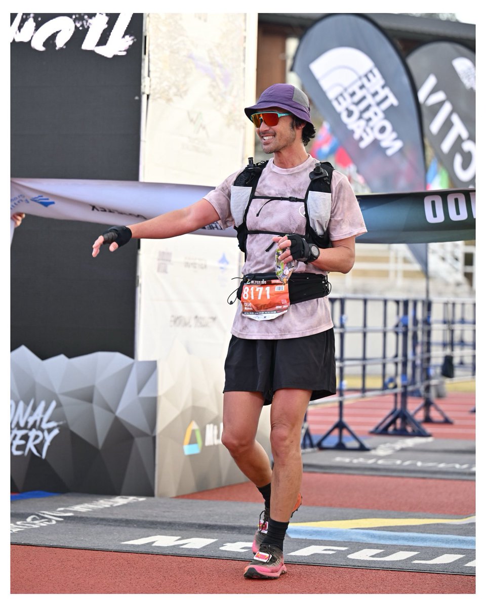 .
こないだのFUJI asumi40k
Itraのサイト見たら、もう「50代の部」にカテゴライズされてて
…え？もうそっち？って戸惑ったけど、
見てみたら年代別で7位になってるやん。
(MTfuji100公式サイトだとまだ40代)

なんか、歳とったのに得した気分。
走力じゃなくて年齢で順位が上がる世界、悪くない。