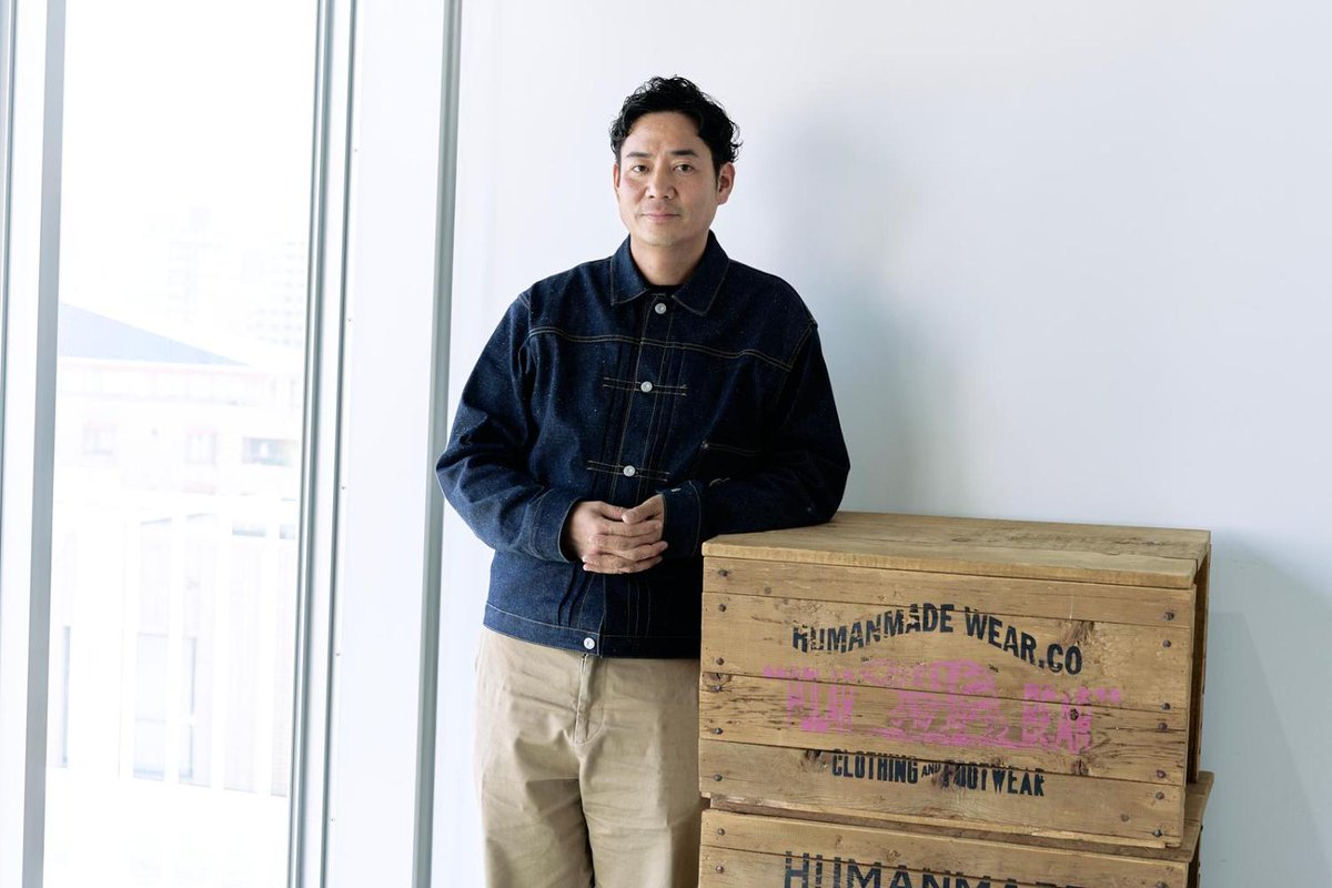 fashionsnap's tweet photo. HUMAN MADE（ヒューマンメイド）が100億円ブランドに成長。創設者NIGOからバトンを引き継いだ松沼CEOに初のインタビュー。
https://t.co/1yf96pjw7S https://t.co/xIkhqN3IV2