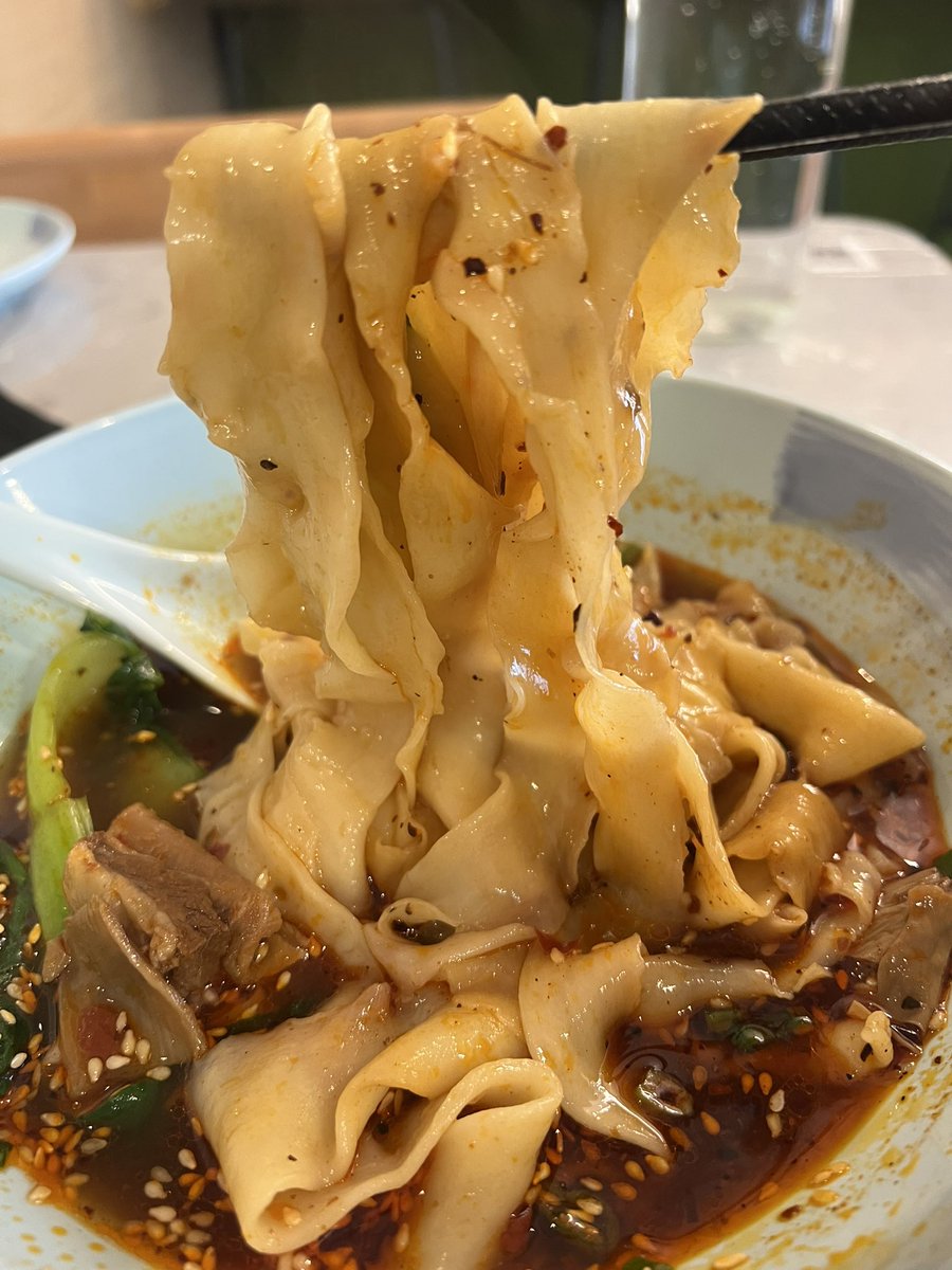 I don’t want to be hankering for noodle soups near the end of May but the ‘Spicy Braised Beef Brisket Hand Pull Noodle Soup’ at YooYee (4925 N Broadway) made me forget all about the crappy weather outside. The actual noodles are easily some of the best in the Chicagoland area.