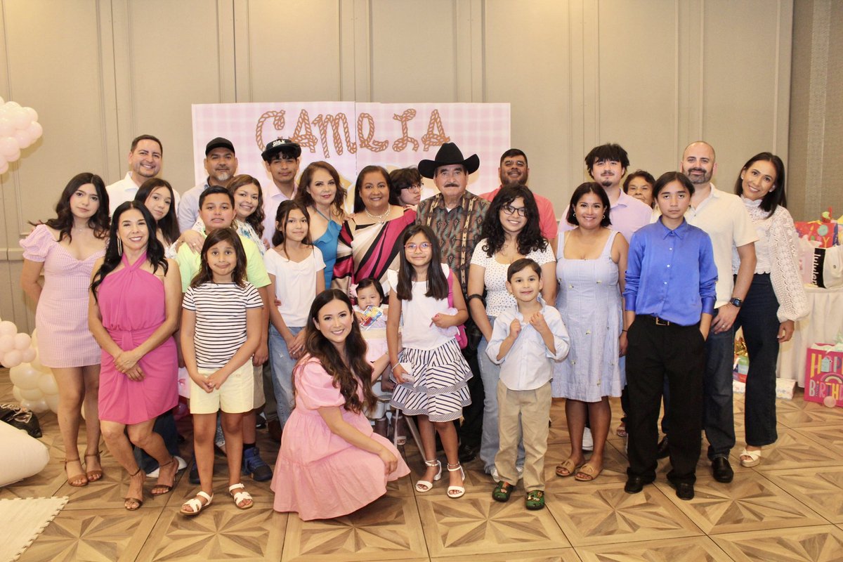 Baby Camila’s 1st birthday party was a success! We want to thank all of our family and friends for coming to celebrate her birthday. Baby Camila enjoyed her cake, bouncing castle, presents, and all her family there. Happy birthday Camila Sofia! 👶🏻