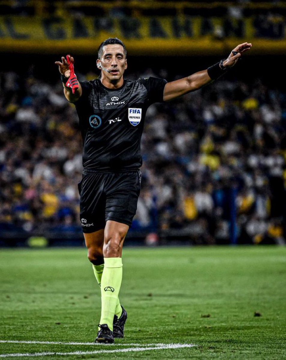 <a href="/gastonedul/">Gastón Edul</a> Dejó todo, hizo lo imposible por que su equipo pase a las semifinales pero no se le dio.

Hoy el fútbol es un lugar más justo.