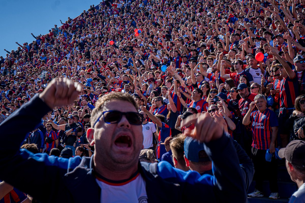 Rodri_Vizcarra's tweet photo. Será de LOCAL, será con nuestra gente. Con el cuchillo entre los dientes, #SanLorenzo https://t.co/0oSYWV9m4Q