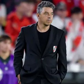 PoliticaEnRiver's tweet photo. Qué le dirías a Gallardo después de ser eliminados por penales por Platense? https://t.co/rwFrlLpTJN