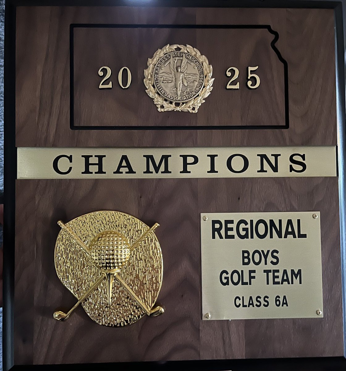 ONW RAVEN GOLF (@onwravengolf) on Twitter photo ⛳️Raven Men’s Golf win Regional Championship!!! Winter/Butterbaugh 73, VanWyngarden 74 & Holtzman 76 🏌️♂️⛳️ #STATEBOUND <a href="/spage_onw/">Steve Page</a> <a href="/theravennation/">Raven Nation</a> <a href="/ksgolfscores/">KansasGolfScores.com</a> ⛳️Raven Men’s Golf win Regional Championship!!! Winter/Butterbaugh 73, VanWyngarden 74 & Holtzman 76 🏌️♂️⛳️ #STATEBOUND <a href="/spage_onw/">Steve Page</a> <a href="/theravennation/">Raven Nation</a> <a href="/ksgolfscores/">KansasGolfScores.com</a>