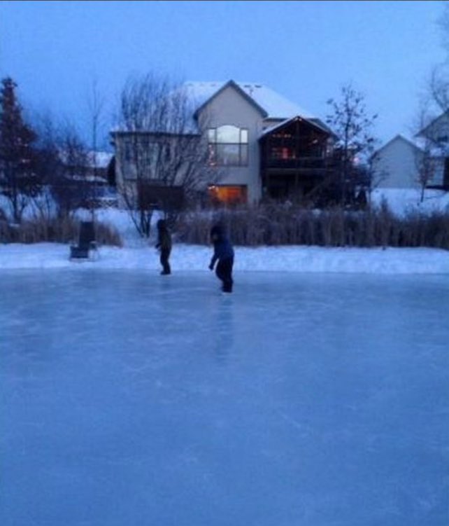 Mason Beaver (@masonbeaver216) on Twitter photo All glory to god🙏
Growing up in Minnesota playing hockey in the backyard I envisioned this ND offer to come from the fighting Sioux on a hockey offer.
After a great conversation with <a href="/Coach_SchmidtE/">Eric Schmidt</a> <a href="/Tyson_Mav/">Tyson Maeva</a> <a href="/DuckettOfficial/">Darnell Duckett</a> I'm Blessed to receive an offer to play football All glory to god🙏
Growing up in Minnesota playing hockey in the backyard I envisioned this ND offer to come from the fighting Sioux on a hockey offer.
After a great conversation with <a href="/Coach_SchmidtE/">Eric Schmidt</a> <a href="/Tyson_Mav/">Tyson Maeva</a> <a href="/DuckettOfficial/">Darnell Duckett</a> I'm Blessed to receive an offer to play football