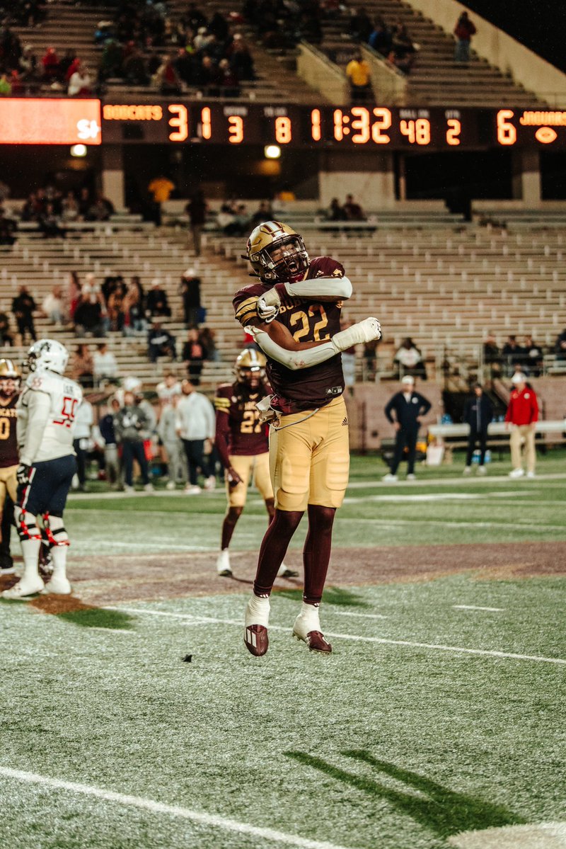Donovan Ughanze (you-gone-zee) (@dee_yvng_g) on Twitter photo After a great conversation with @CoacMikeOG I am blessed to have received an offer from <a href="/TxStateBobcats/">Texas State Bobcats</a>
<a href="/therealraygates/">Ray Gates</a> <a href="/DemarcusHarri01/">Coach Harris</a> <a href="/Rnapoles47/">Romario Napoles</a> <a href="/coach_hobbs46/">Marshall Hobbs III, M.Ed., CSCS</a> <a href="/zk_coach/">Coach ZK</a> <a href="/StrengthNMother/">Allison Jones-Turner</a> After a great conversation with @CoacMikeOG I am blessed to have received an offer from <a href="/TxStateBobcats/">Texas State Bobcats</a>
<a href="/therealraygates/">Ray Gates</a> <a href="/DemarcusHarri01/">Coach Harris</a> <a href="/Rnapoles47/">Romario Napoles</a> <a href="/coach_hobbs46/">Marshall Hobbs III, M.Ed., CSCS</a> <a href="/zk_coach/">Coach ZK</a> <a href="/StrengthNMother/">Allison Jones-Turner</a>