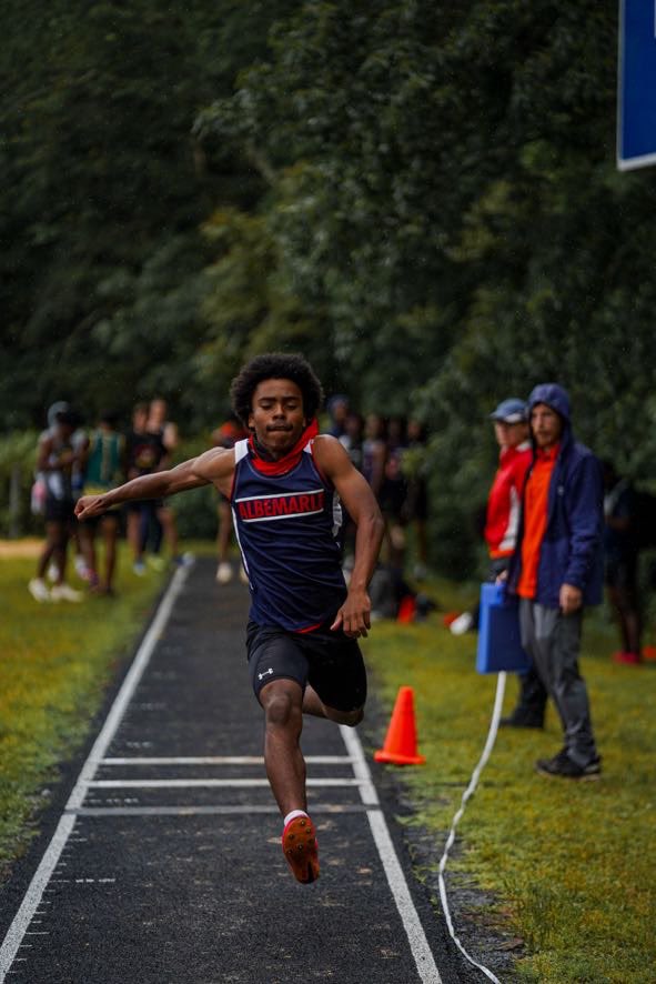 therealabi3_'s tweet photo. #ontoregionals i will be at regionals for triple jump for only my 4th time jumping (40.5) ready for the competition! @IAmBallHawk https://t.co/nUiJuUpa6F