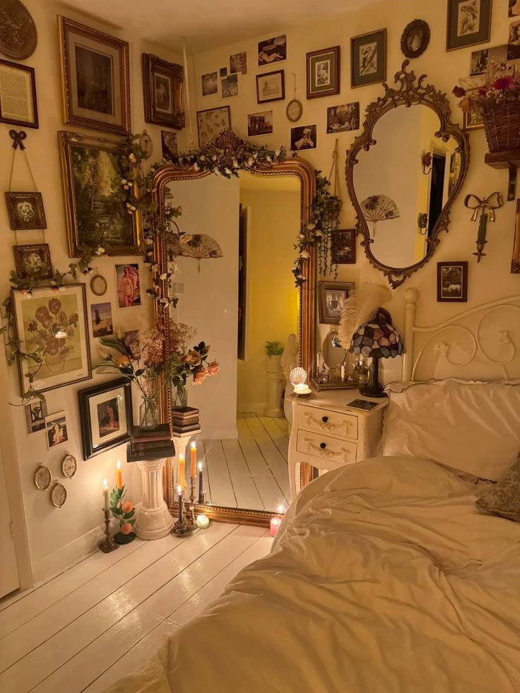 patchworkfemme's tweet photo. how does pinterest see u?
room, singer, aesthetic, and outfit https://t.co/RvOzQSS8It