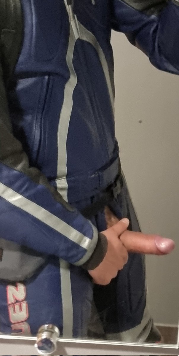 Biker in the toilet 🚽, waiting for a mouth 👄