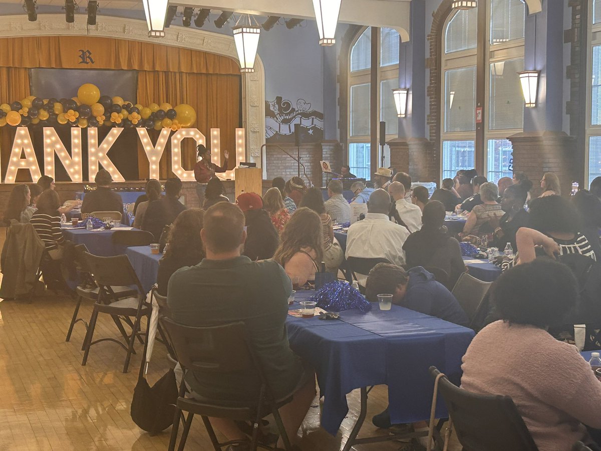 Mr. Baggett tweet media