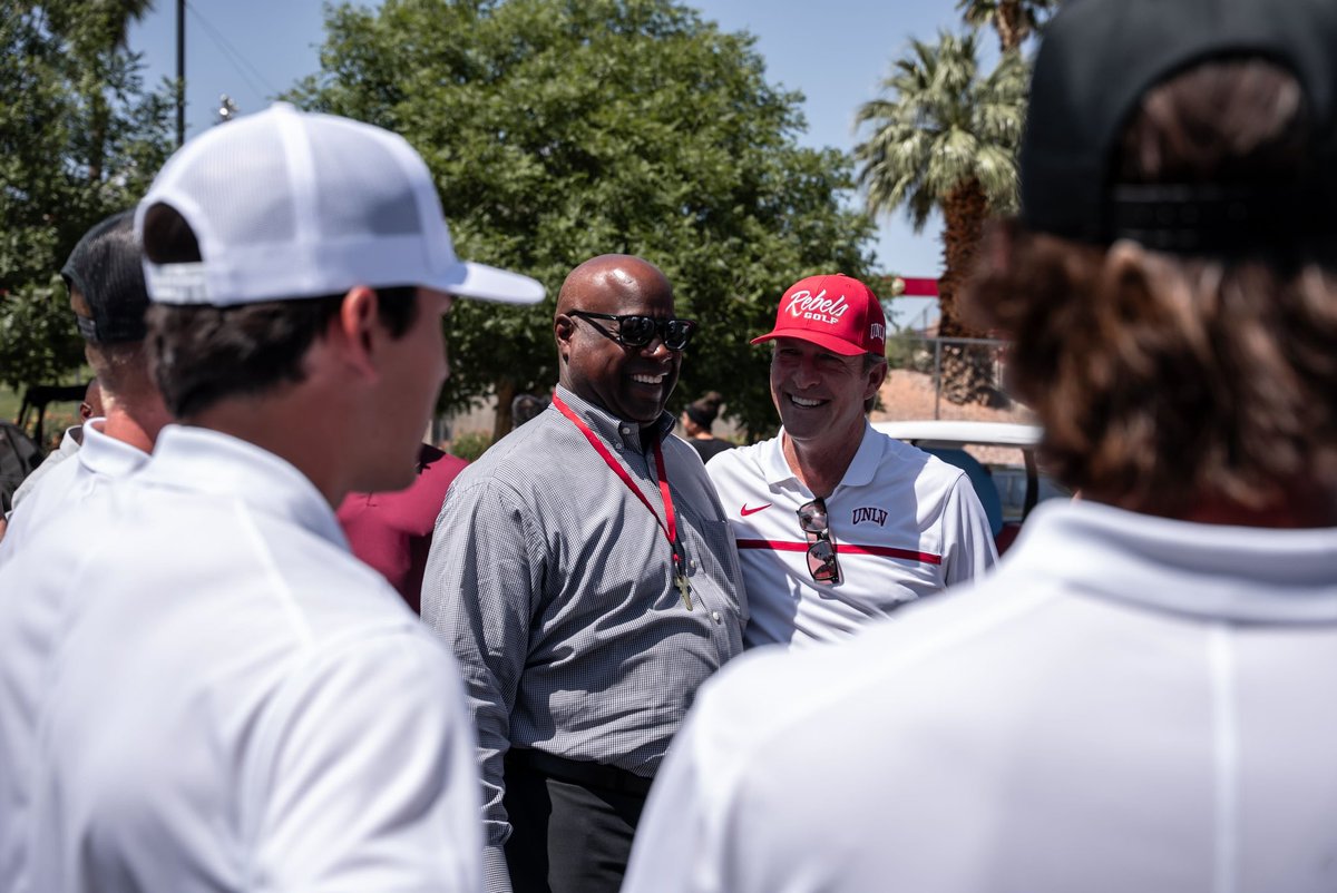 UNLVGolf's tweet image. Next stop ➡️ @OmniLaCosta 😎

#GoRebs #nattybound #NCAAGolf