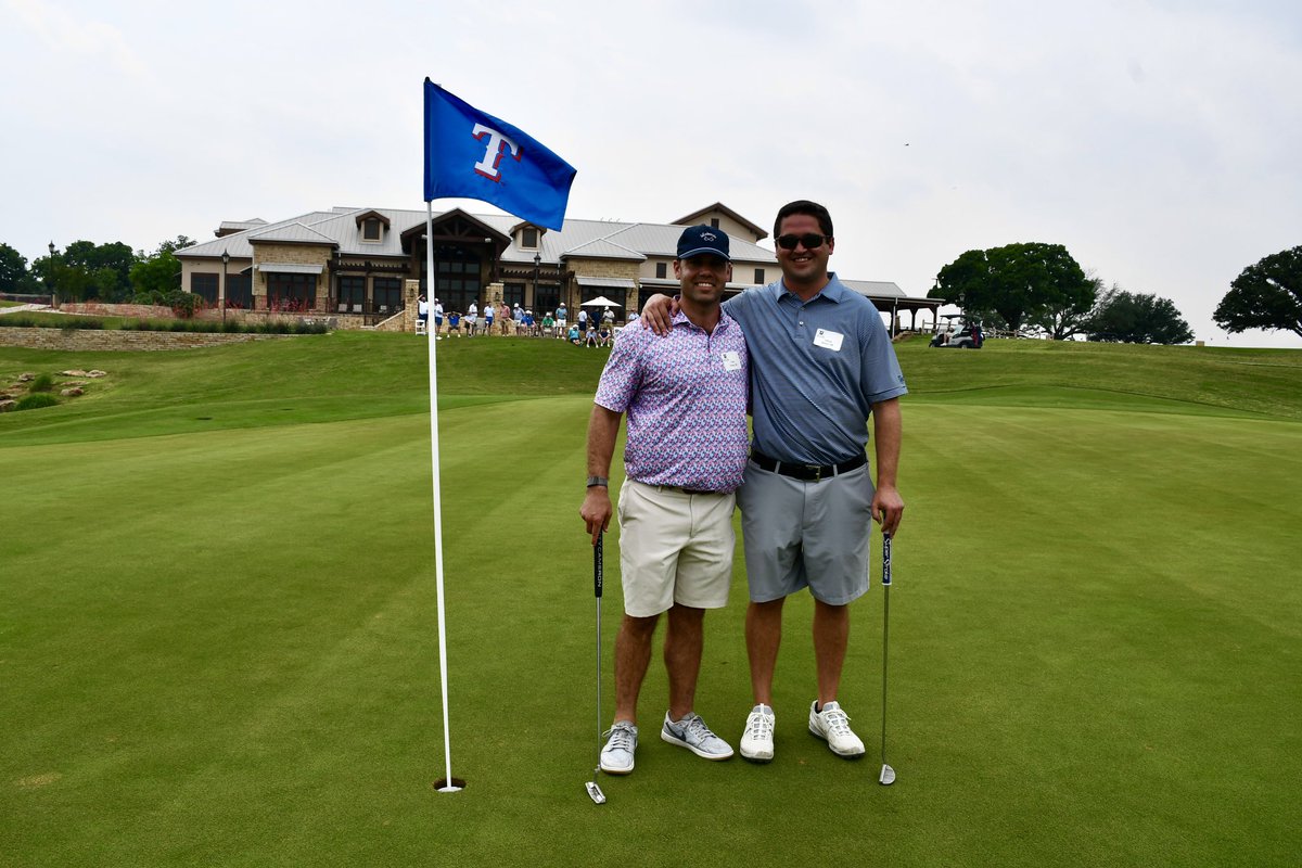 Jesuit Dallas Alumni tweet media