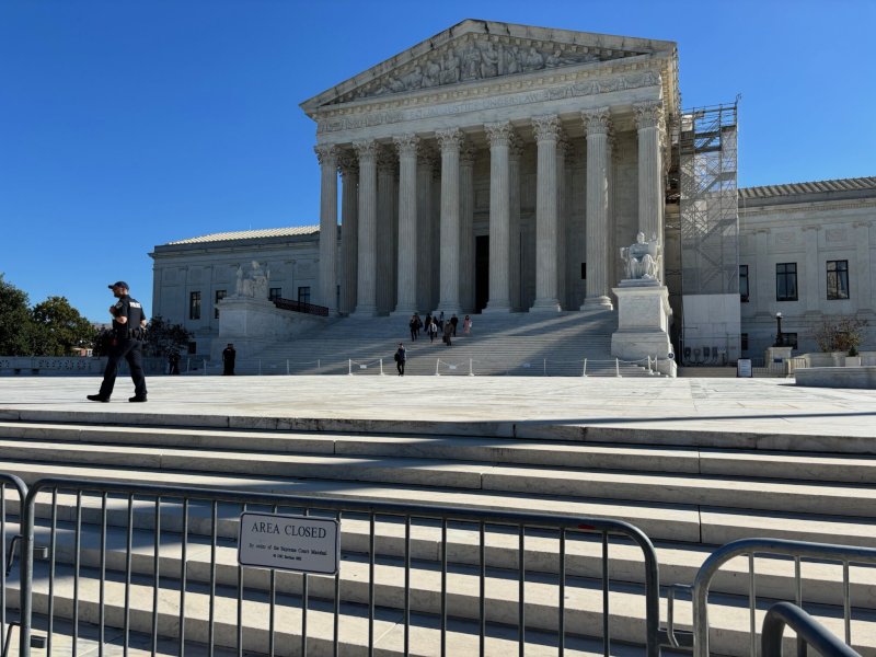 borderObserver's tweet image. #StateNews #Missouri
U.S. Supreme Court lets Trump end protected status for 350,000 Venezuelan migrants
missouriindependent.com/2025/05/19/rep…
20 May 2025

#LINKS to #SCOTUS Opinion
#FrontPage #BorderObserver qt-fp-16599