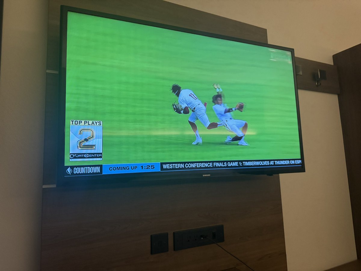 Dylan Tefft tweet media