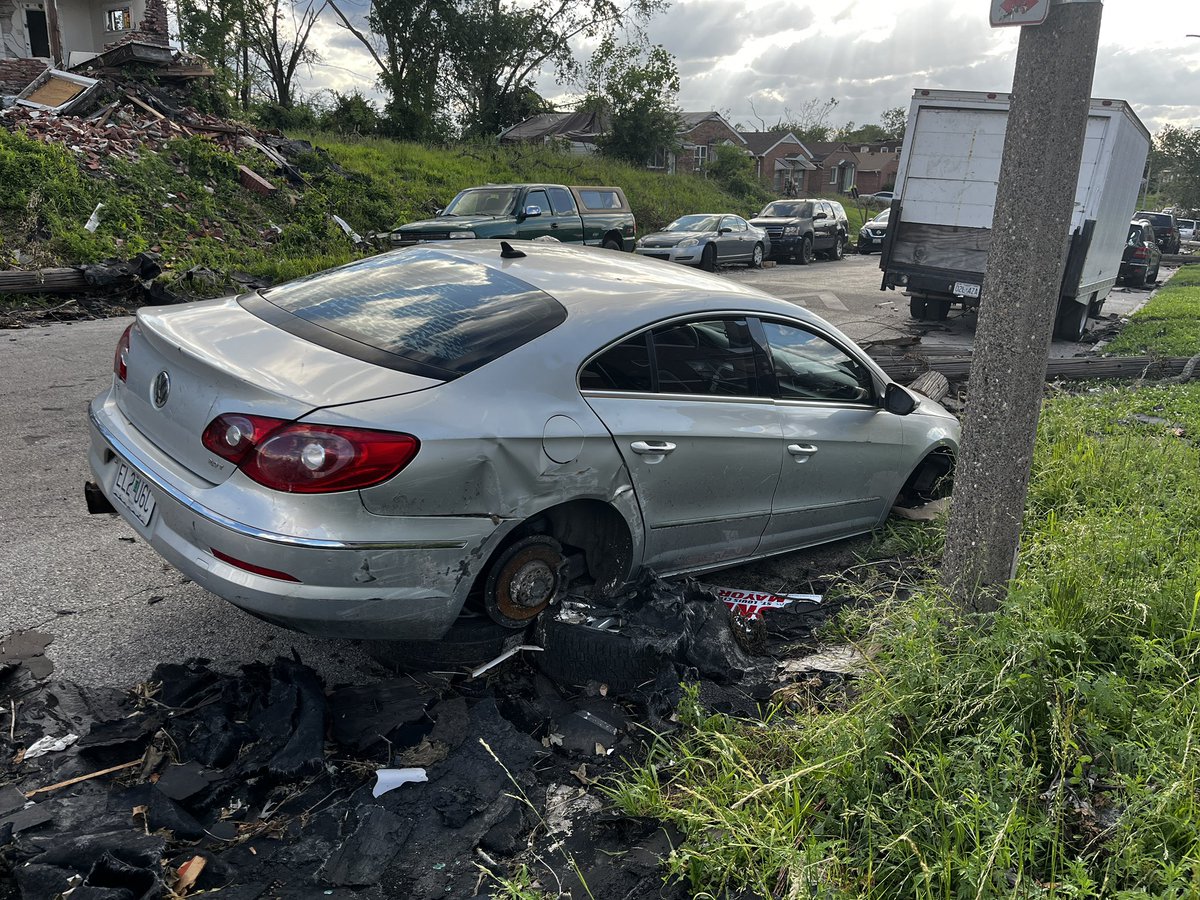 JeffBernthal's tweet photo. Ameren MO estimates power restoration effort will extend into later this week.  Company reports power has been restored to 90% of customers since Friday’s tornado.  Approximately 350 broken power poles. Images are from The Ville neighborhood where damage is extensive. https://t.co/wpCXqfLHLZ