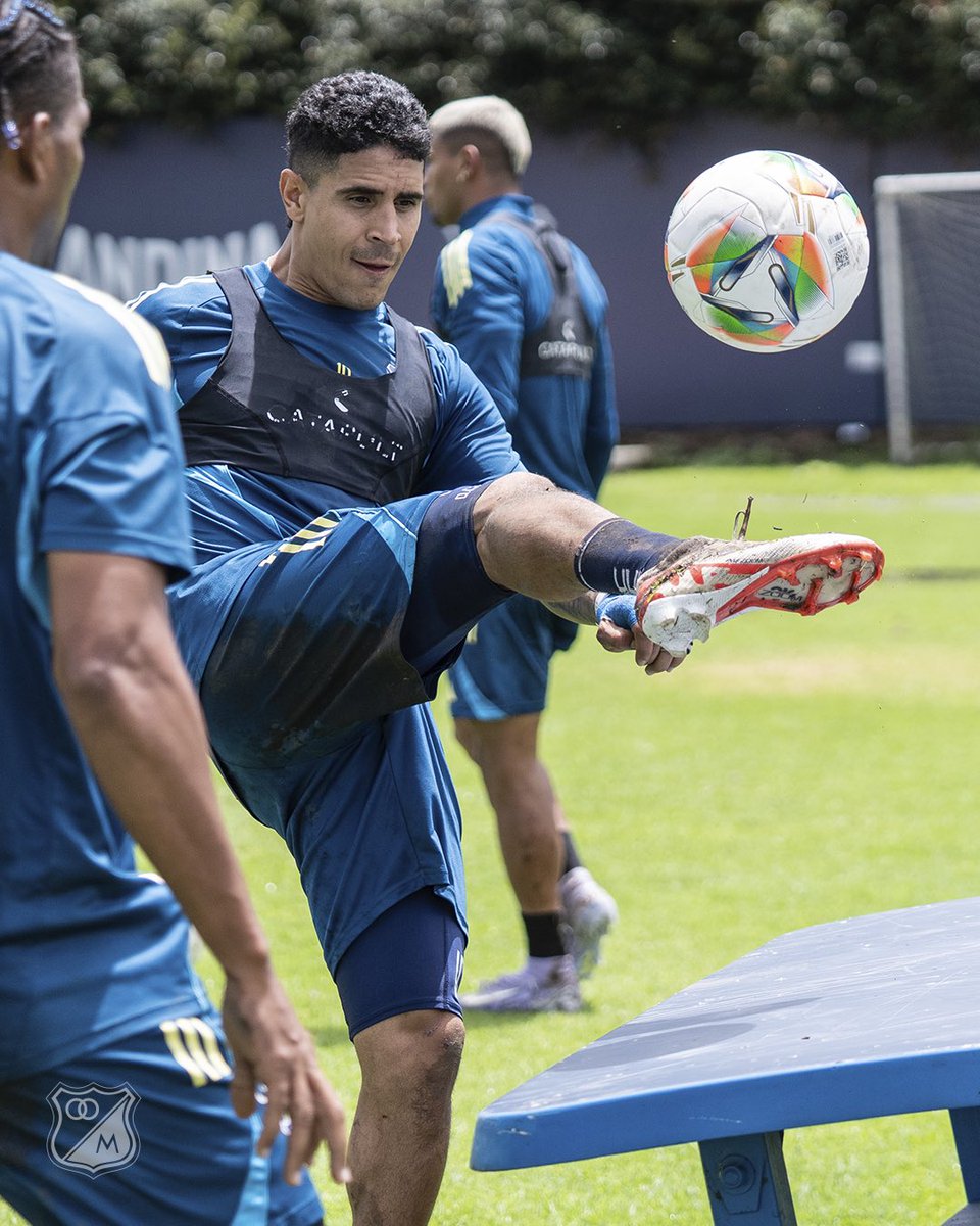 MillosFCoficial's tweet photo. ¡VAMOOOOOOOOOS MILLOS QUERIDOOOOO! 💪😁⚽️💙🔥 https://t.co/ytnD1BgVxE