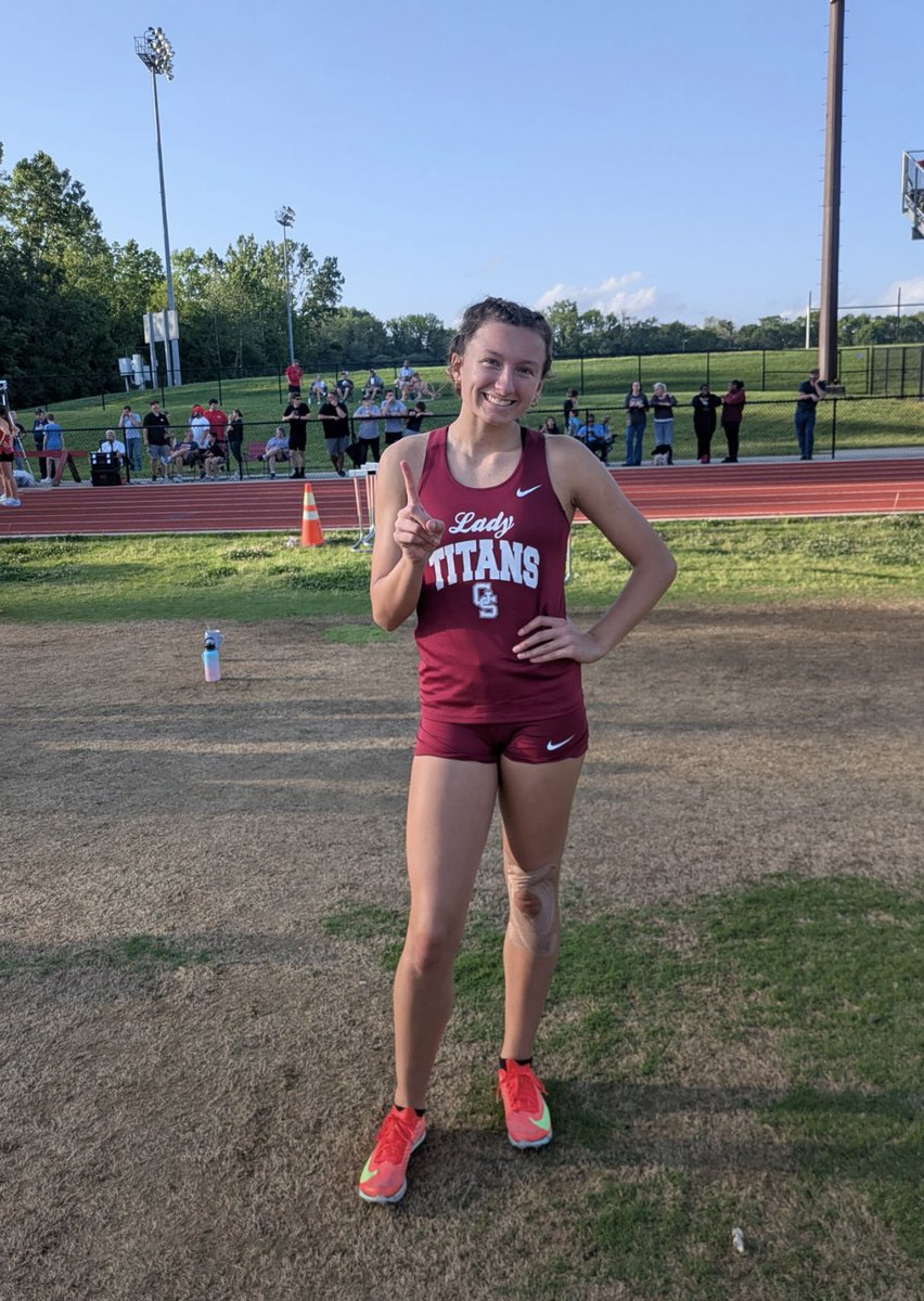 🥇SECTIONAL CHAMP🥇

Congrats to Lady Titan Kynlee Reeves!
She is the Girls Sectional Champion in the 100 Meter Dash with a time of 12.86!

Great job Kynlee!!

#titanpride