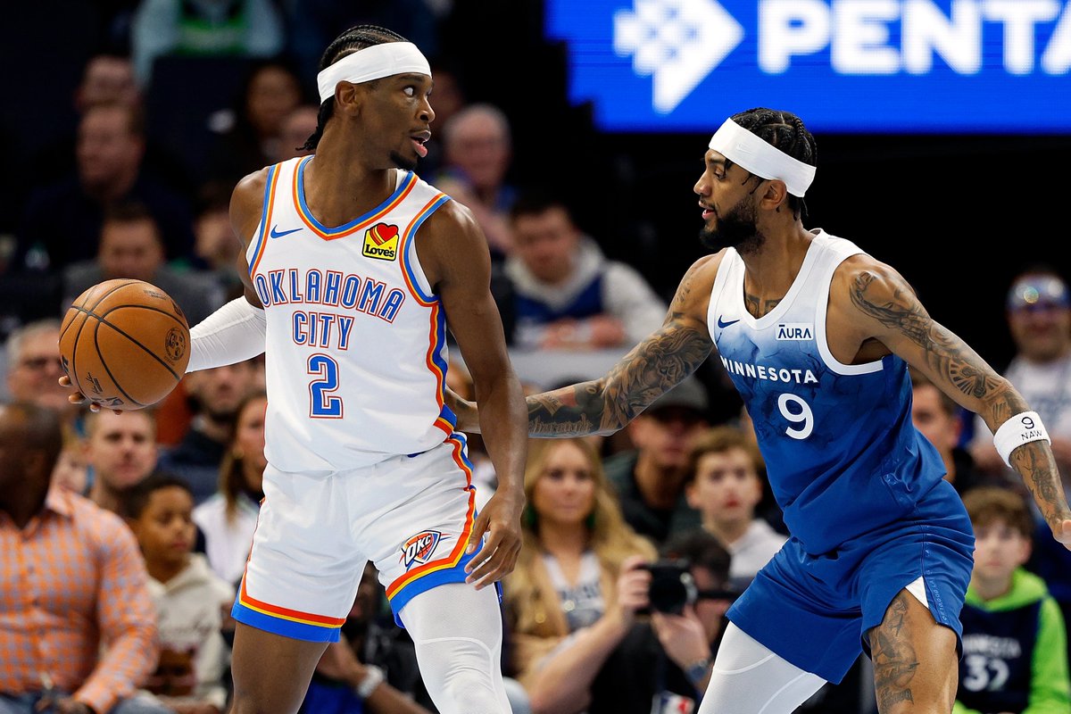 Mirror US Sports (@mirrorussports) on Twitter photo Shai Gilgeous-Alexander set for 'war' against his cousin with NBA Finals spot at stake 😤
themirror.com/sport/basketba… Shai Gilgeous-Alexander set for 'war' against his cousin with NBA Finals spot at stake 😤
themirror.com/sport/basketba…