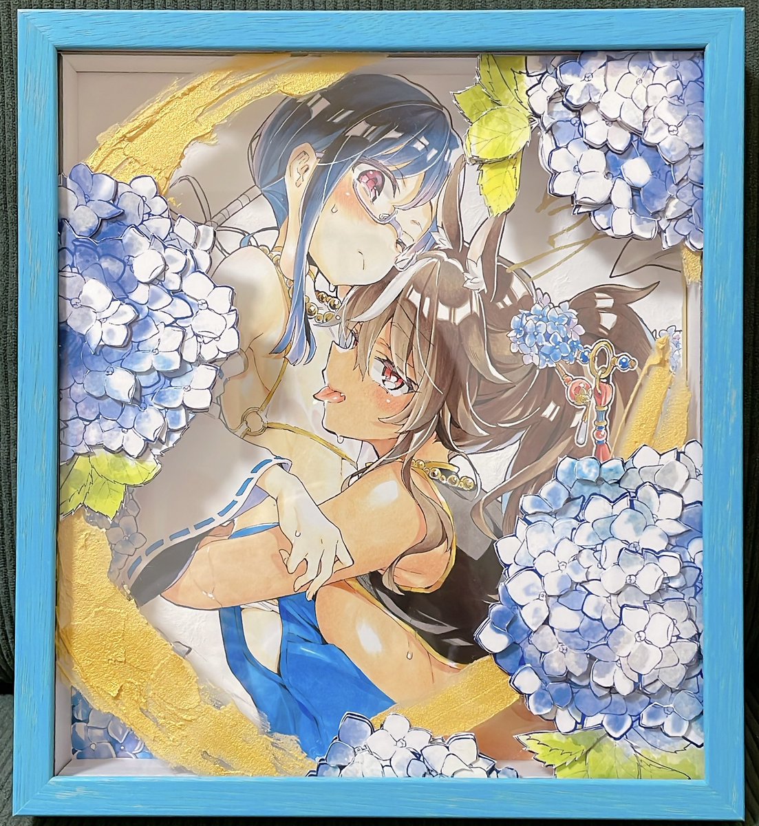 今回の色紙の額装も虎鹿ちゃん(@tibiBanbi)にご制作頂きました
額装をお願いした色紙がまさかシャドーボックスに風になって返ってくるなんて思わなかった…(驚愕)
花の影からおねショタ観音様を覗いてるような気持ちになれる素晴らしい立体作品にして頂きました🌸🙏✨
 #森島コン浄泉寺サイン会 