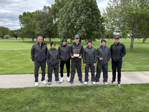 KRGIsports's tweet photo. Congrats to the Crusaders &amp; Wildcats! @GolfCrusader @SPwildcatsne #Districts https://t.co/9bgP2rHCMi