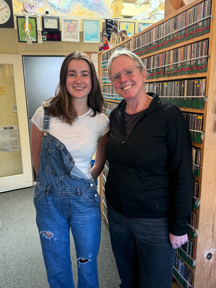 In this week's KWMR Round Up, Amanda celebrates the return our summer intern, Sophia! wordpress.kwmr.org/post/16965