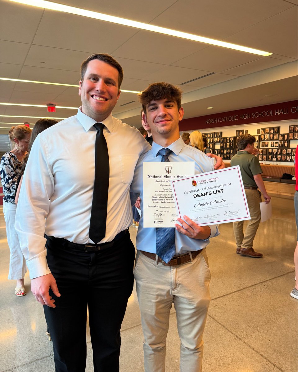 Congratulations to junior captain Angelo Amelio on his induction into the National Honor Society and being named to the Dean’s List! #studentathletes