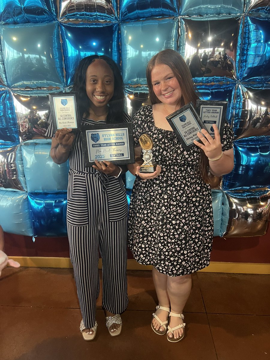 Junior year stats: 
Games Played: 21
Total Plate App: 62
At Bats: 52
Avg: .442
Obp: .516
Slug%: .635
OPS: 1.151
Hits: 23
Doubles: 8
Triples: 2
RBIs: 16
Walks: 8
Strikeouts: 8

#junioryearout

<a href="/ar_prime_sb/">ARPrimeSB</a> <a href="/TexasPrime18Nat/">Texas Prime 18U National</a>