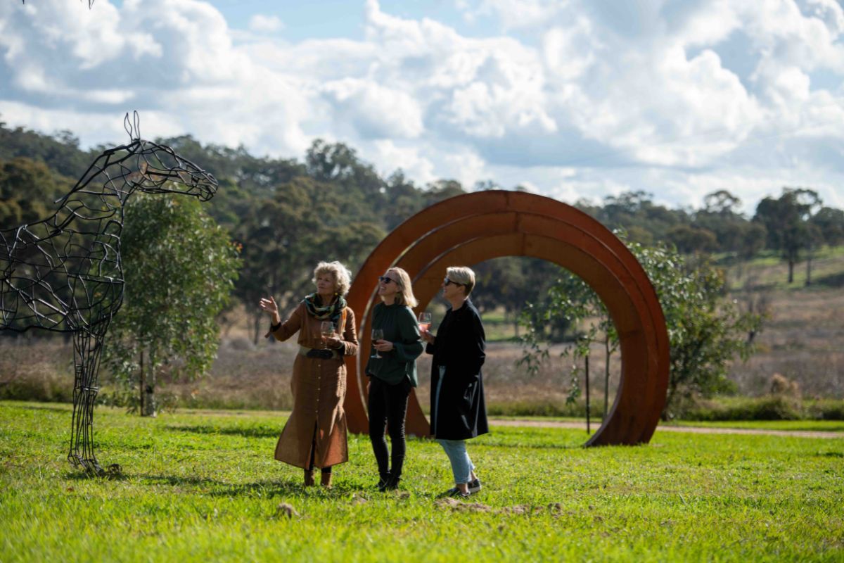 SIGmudgee's tweet photo. Sculptures in the Garden 2025 Call for Submissions - https://t.co/ZOt5m4bZ7g https://t.co/Uayo4xzFpu