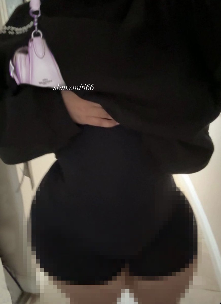 sbmxmi666's tweet photo. lock up whiteboi 🔐 ur goonfuel can b my pixels n the designer i bought w what WAS ur rent $$$  🎀

findom footdom femdom #buyingcontent https://t.co/3avIgY7kFD