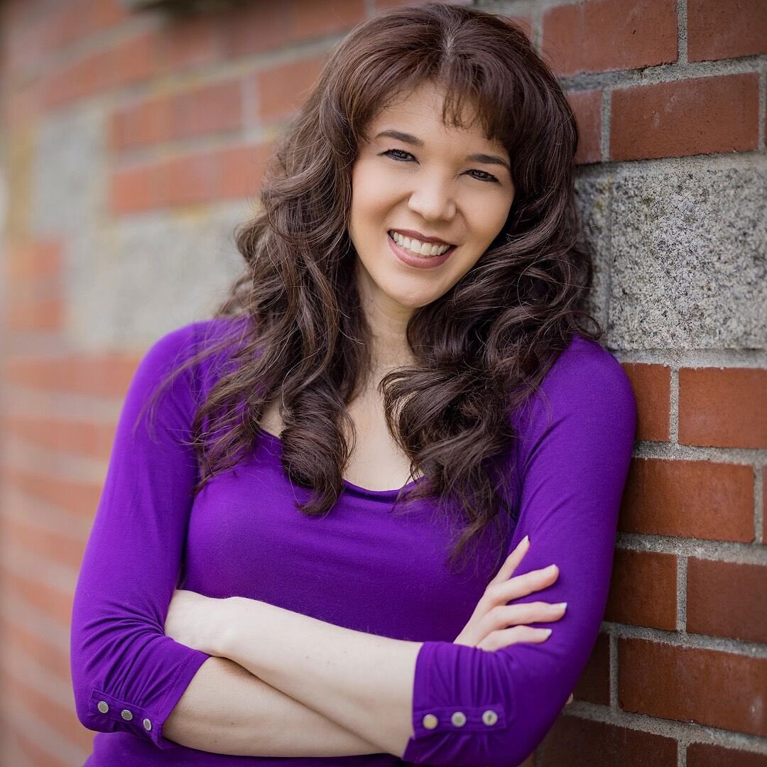 BOOKSTORMPod's tweet photo. BOOKSTORM interviewed KRISTINA MCMORRIS on her newest novel: THE GIRLS OF GOOD FORTUNE. This twisty story revisits a dark period of anti-Chinese sentiment, and navigates cultural identity, courage, and the role of luck in our fate. Listen now! Thank you for joining us Kristina! https://t.co/5jadfT9Wsq