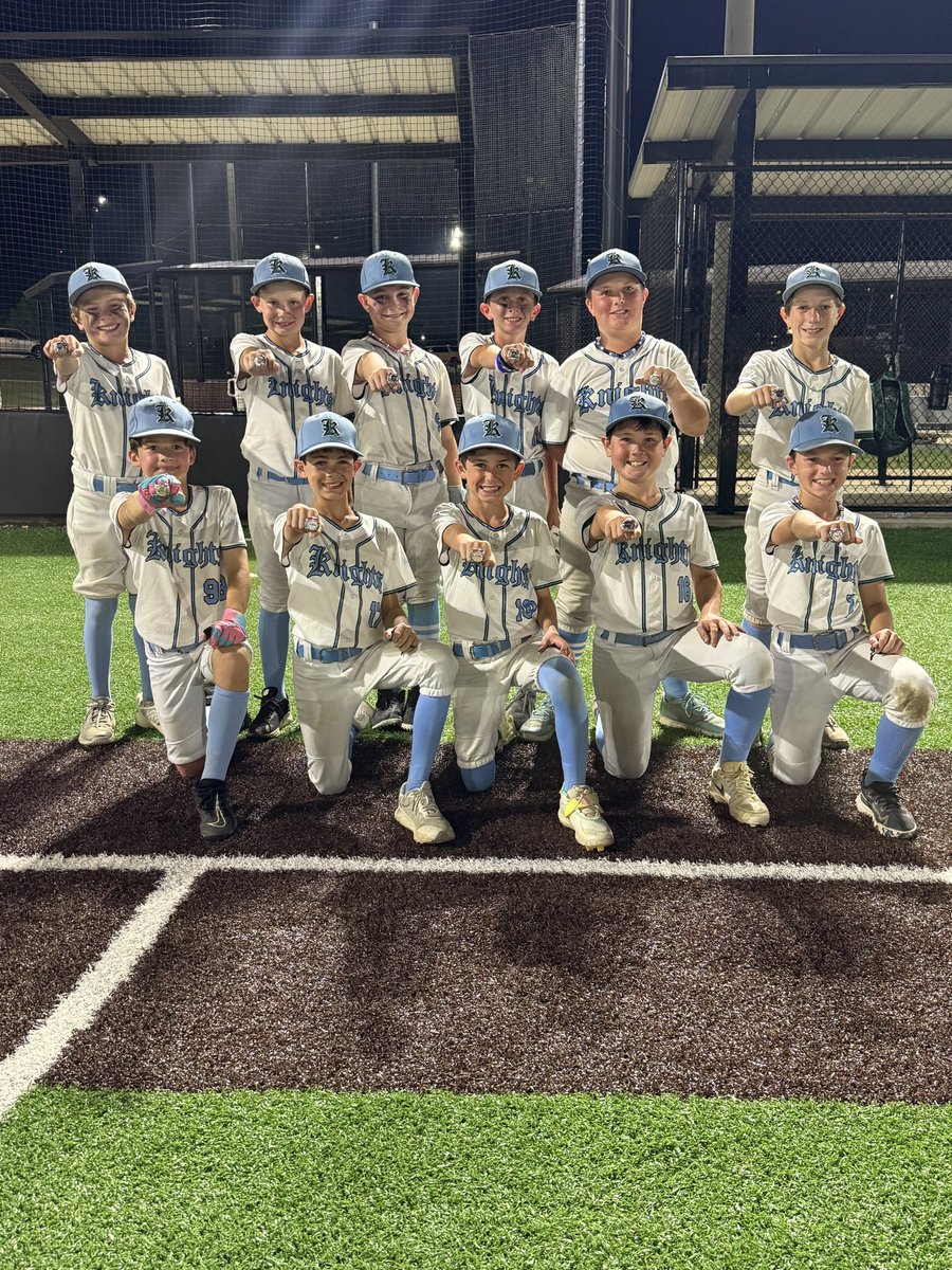 Congratulations to Coach Joey Lindley, Coach Josh Snow, and their 10u team for finishing as runner ups this past weekend in the Grand Slam Central MS Boys of Summer Tournament! Another group of young Knights who are playing great baseball this year! #4L