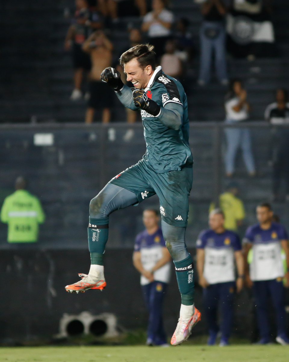 VascodaGama's tweet photo. LEONARDO CÉSAR JARDIM 🥰💢

📸 Matheus Lima | #VascoDaGama https://t.co/dO2RJF2qMK
