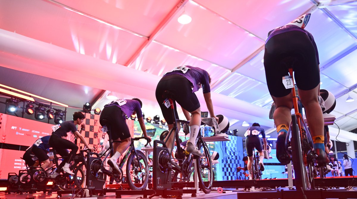 CYCPLUS T2 on the big stage.

At this year's China Cycling e-Race, held during CHINA CYCLE 2025, 16 top-level teams came together for a fierce and fast-paced competition, powered by CYCPLUS T2 smart trainer.🏆