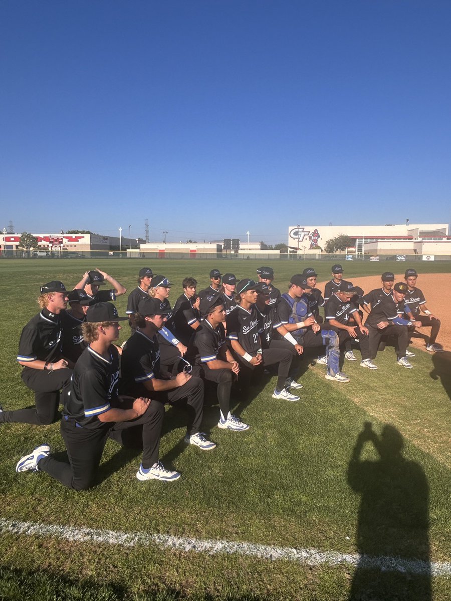 Colony loads the bases  in the 7th with no outs and James Rocha digs deep and grounds out, K, K to finish the game San Dimas takes out the top seed and will be home on Friday <a href="/SGVNSports/">Fred J. Robledo 👨🏻‍💻</a> <a href="/James_Escarcega/">James Escarcega 📈🏈🏀⚾️🥎 🤼🤽🏽‍♂️🏊🏼‍♀️🏌🏻⚽️</a> <a href="/210PrepSports/">210 Prep Sports</a> <a href="/tspeterson40/">Tim Peterson</a> <a href="/BonitaUSD/">Bonita USD</a>