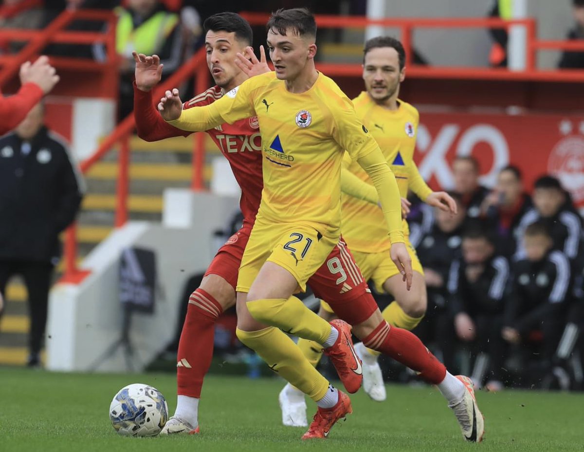 Bradley Barrett tweet media