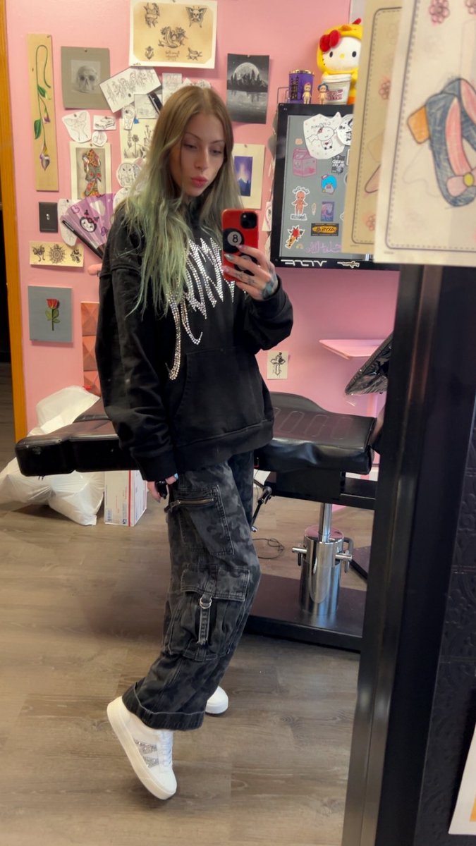 𓆩lg𓆪 tweet media