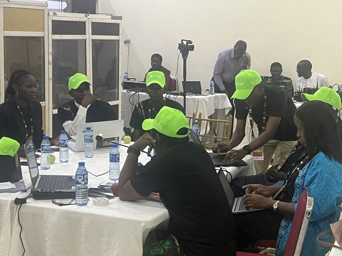 <a href="/waigf/">West Africa IGF</a> 2025
Bouclage des travaux pratiques de la 17e édition de l’école ouest-africaine sur la gouvernance de l’Internet à #Abuja au Nigeria 
Ce fut une une belle journée
Ensemble pour un internet ouvert
<a href="/aareakinbo/">Dr. Adebunmi Adeola Akinbo</a> <a href="/internetsociety/">Internet Society</a> <a href="/ISOC_Foundation/">Internet Society Foundation</a> <a href="/VictorNdonnang/">Victor Ndonnang</a>  <a href="/Rejoicemayor/">Rejoice</a>