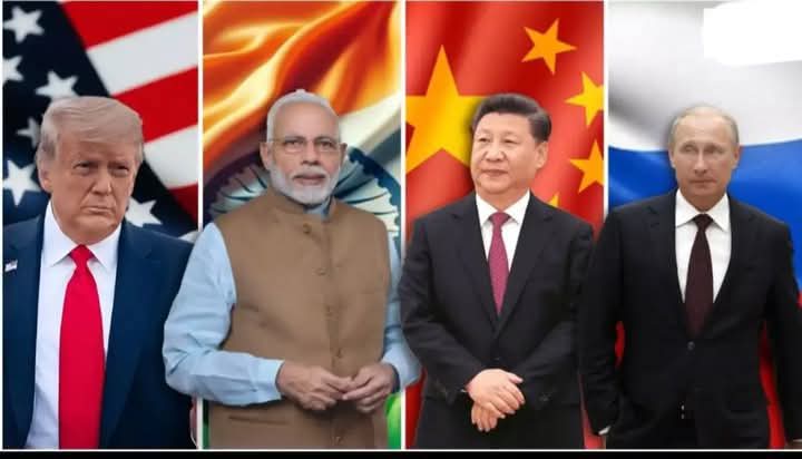 चक्रव्यूह है तैयार...
भारत अभिमन्यु बनेगा, या अर्जुन..? 
इस बात का है इंतजार,

ताकतवर देश एक मंच पर, और भारत को घेरे में लेने की तैयारी शुरू... अमेरिका और चीन की नई दोस्ती के बाद रूस की चिंता और भारत के लिए बड़ा सवाल...?

चीन के रडार टूटे तो अमेरिका का ताकतवर फाइटर प्लेन धराशायी