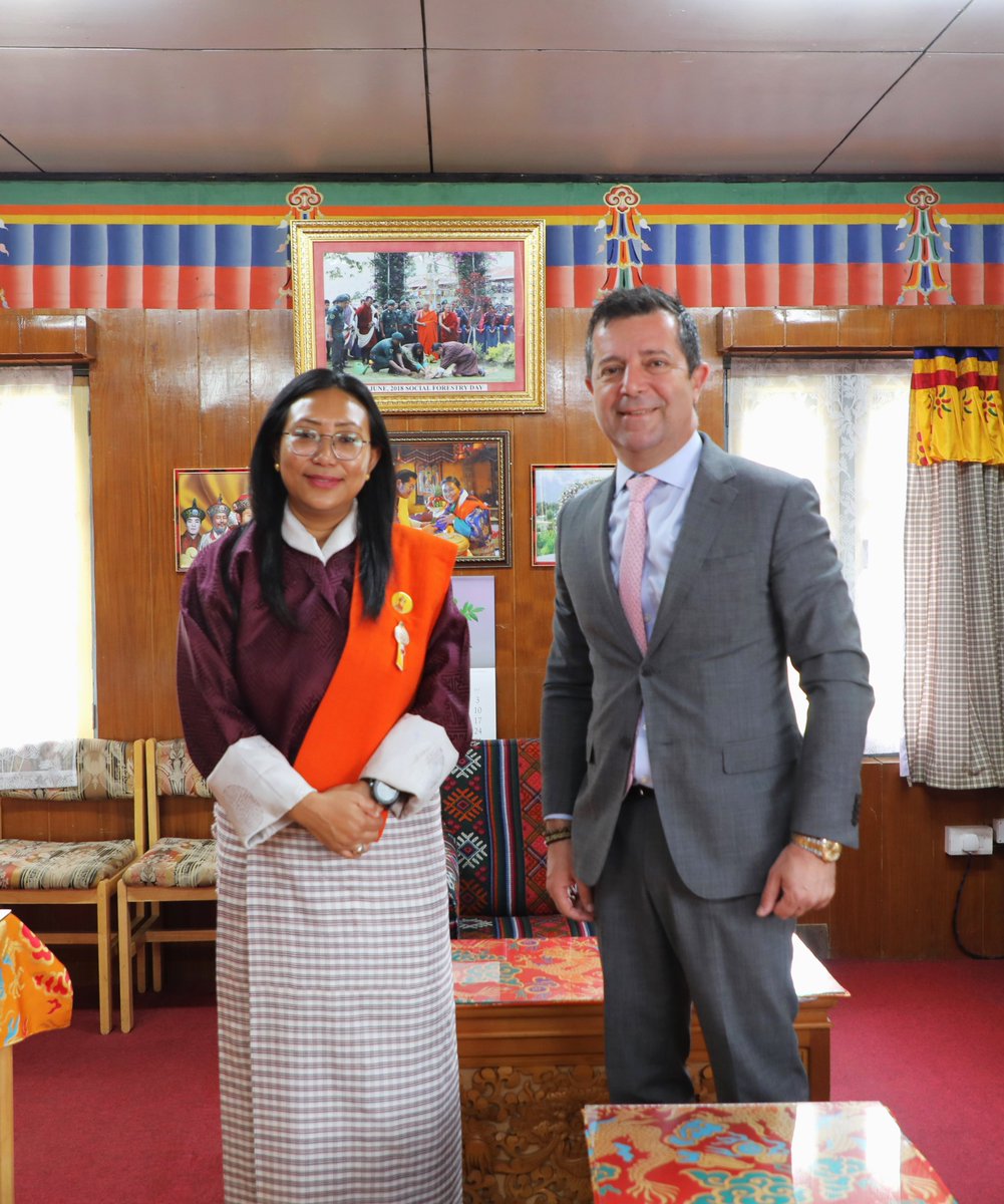 His Excellency Mr. Vakhtang Jaoshvili, Ambassador of Georgia to India paid a courtesy call on the Hon’ble Lyonpo for Education and Skills Development today.

During the meeting, Their Excellencies discussed potential areas of collaboration in the education sector.