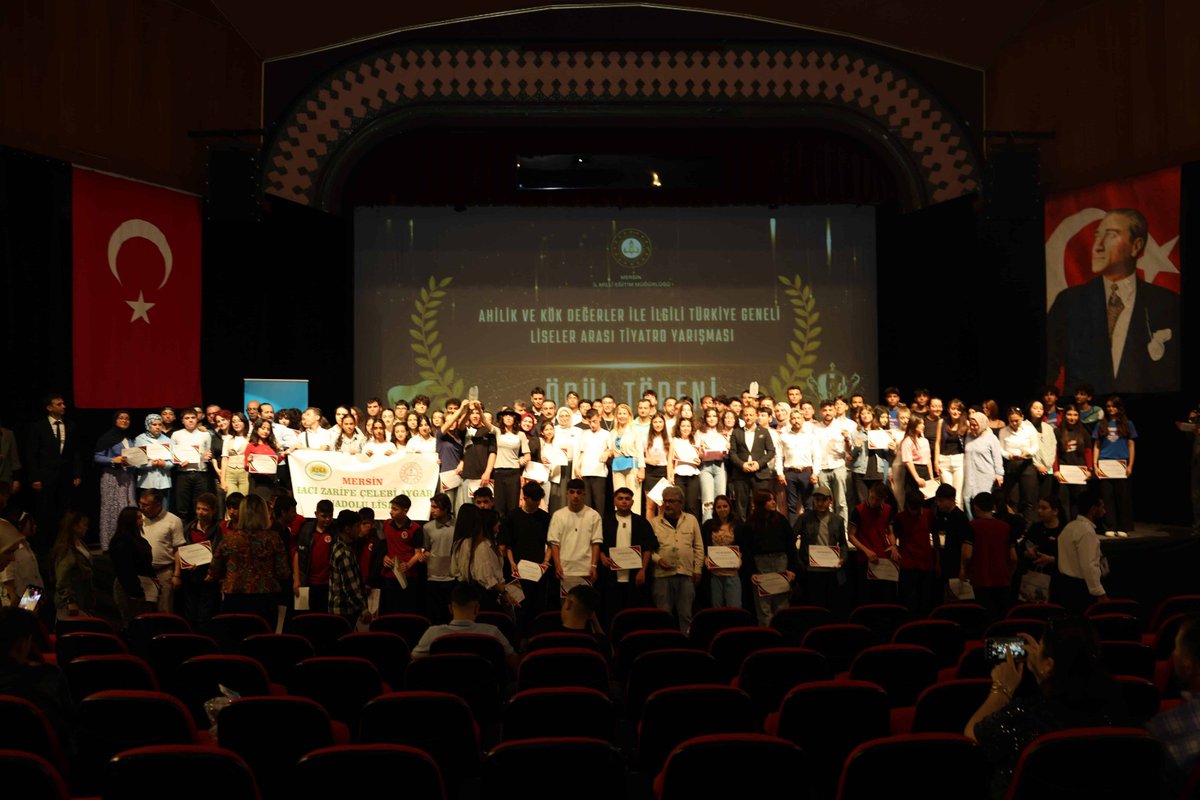 GulnarMTAL's tweet photo. Mersin İl MEM tarafından organize edilen Ahilik konulu Türkiye Geneli Liselerarası Tiyatro yarışmasında okulumuz En İyi Müzik dalında birincilik ödülü almıştır. Öğretmen ve öğrencilerimizi kutlarız. @yusufziyayakti @fazilet_durmus @FatihBurgut @h_kadim33 @RamazanKOZ16 @GulnarMEM https://t.co/Ki0RBQW8Tu