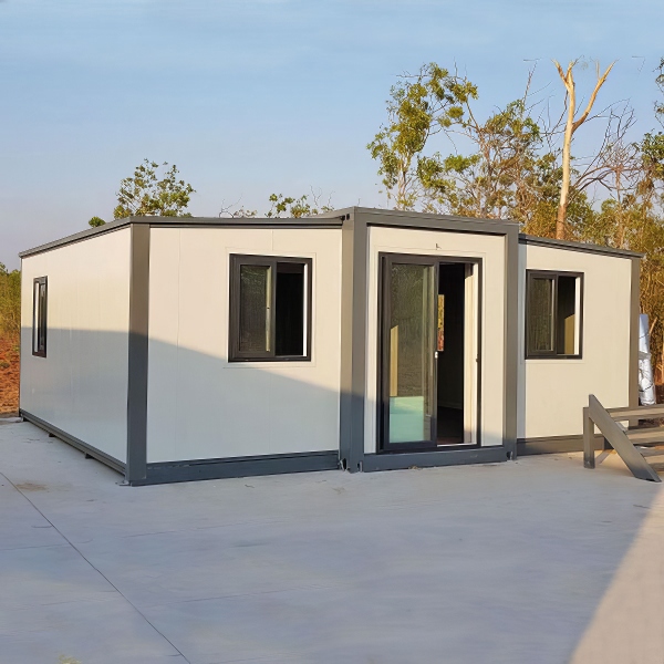 ECOBRD's tweet image. 🏠Expandable container houses are fast, easy housing solutions that ship compactly and quickly unfold into living spaces.
#containerhouse #mobilehouse
brdecogroup.com/expandable-dou…