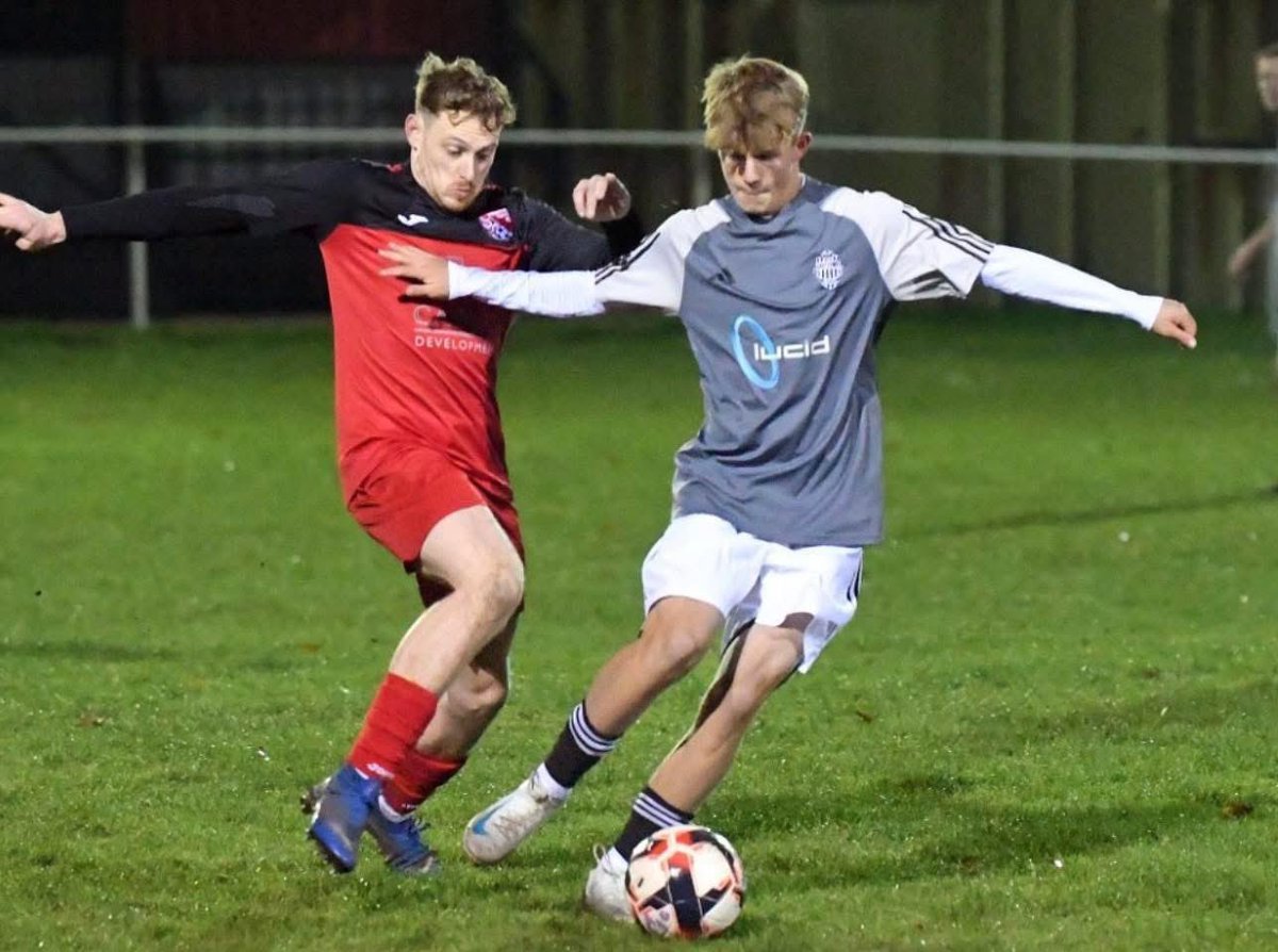 East Cowes Vics AFC tweet media
