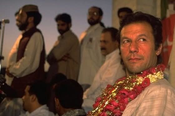 اندھیروں کے زندان میں ایک شخص ہے چراغ سا
#ReleaseImranKhan