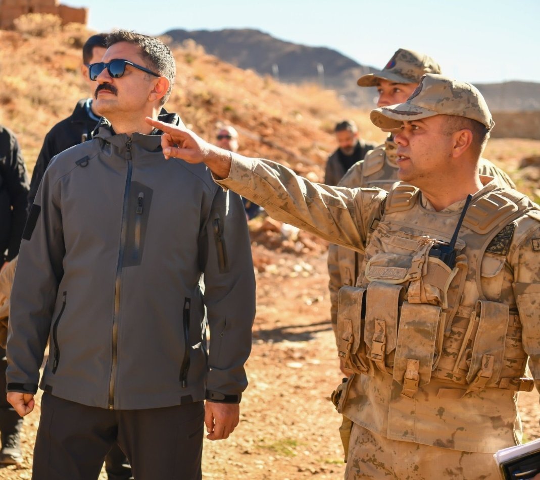 Dik duruş dediğin böyle olur.
Teşekkürler Devlet Adamı Bülent Tekbıyıkoğlu...
#bülenttekbıyıkoğlu