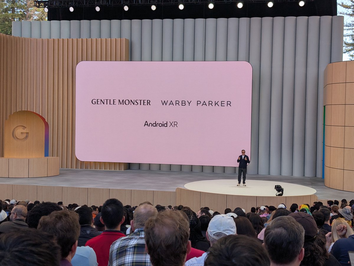 izadi_shahram's tweet image. It was a privilege to be onstage at #GoogleIO to unveil the latest with #AndroidXR! Huge thanks to our team & amazing partners @SamsungMobile @Qualcomm @GentleMonster @WarbyParker!
Watch: youtube.com/watch?v=o8NiE3… Blog: blog.google/products/andro… #GoogleIO
