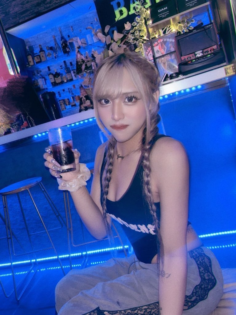 ニューハーフの彼女いりませんか❔（>_<）
彼氏ください❤︎